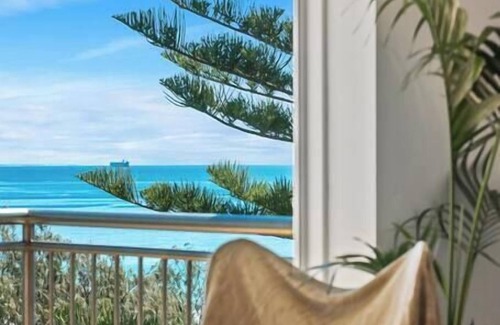 Scarborough Apartment | Apartment M401 - coastal style and luxury awaits!