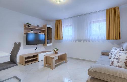 Galizana Apartment | Apartment Meden by Interhome