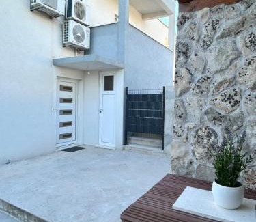 Kastel Sucurac Apartment | Apartment Mia