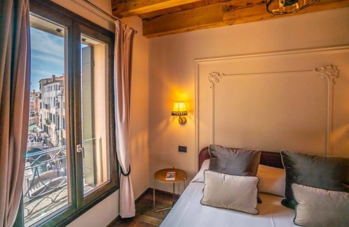 Castello Villa | Apartment Mia - Two Bedroom Villa, Sleeps 4