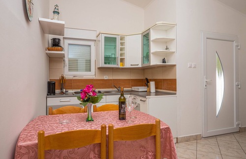 Crikvenica Apartment | Apartment Miky