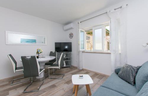Dugi Rat Apartment | Apartment Miranda