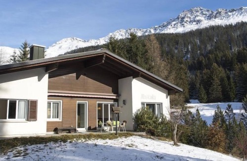Valbella Apartment | Apartment Mistaila Valbella in Valbella - 6 persons, 3 bedrooms