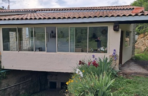 Carla-de-Roquefort Cottage | Apartment 'Moulin Ariège' with Mountain View, Private Garden and Air Conditioning