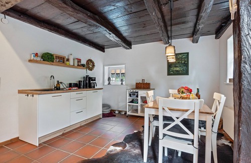 Lubbecke Apartment | Apartment 'Muddi' with Shared Terrace, Private Garden and Wi-Fi