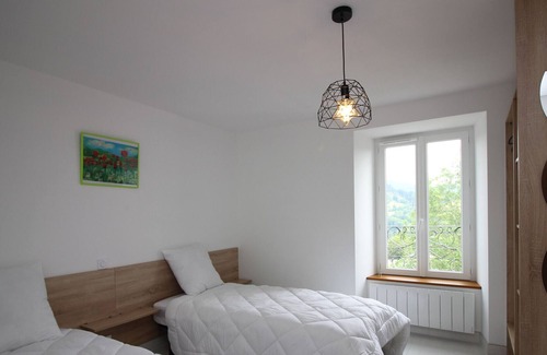 Murat-le-Quaire Apartment | Apartment Murat-le-Quaire, 4 bedrooms, 8 people