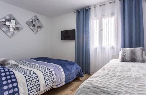 Na Rovella Apartment | Apartment near City of Arts 2