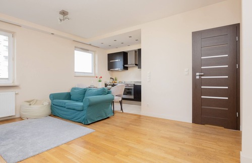 Ursynow Apartment | Apartment Near Stokłosy by Renters