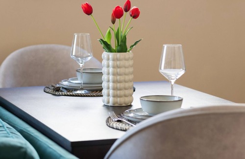 Ursynow Apartment | Apartment Near Stokłosy by Renters