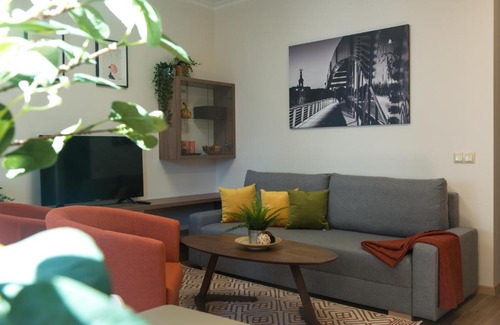 Business District Apartment | Apartment next to Panorama mall 2