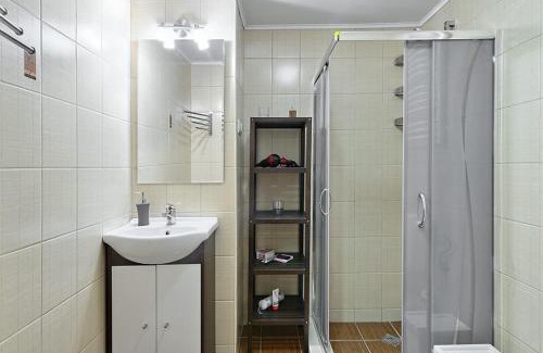 Wesoła Zachod Apartment | Apartment next to the Main Square