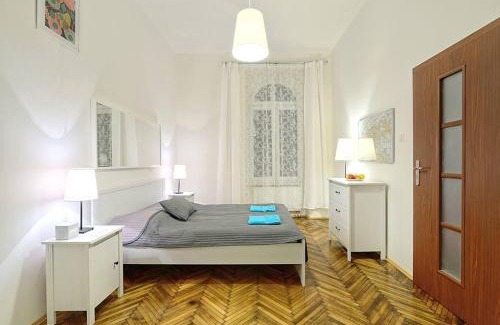 Wesoła Zachod Apartment | Apartment next to the Main Square