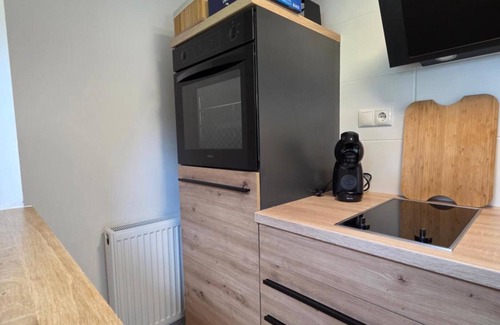 Sautens Apartment | Apartment 'Nicolle' with Mountain View, Private Terrace and Wi-Fi