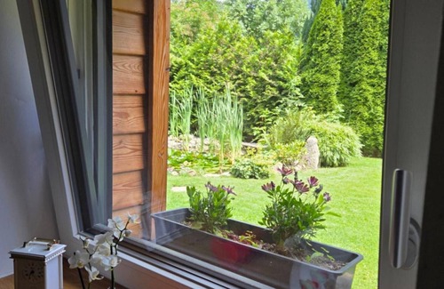 Sautens Apartment | Apartment 'Nicolle' with Mountain View, Private Terrace and Wi-Fi