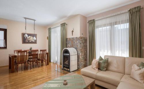 Kastel Novi Apartment | Apartment Novi