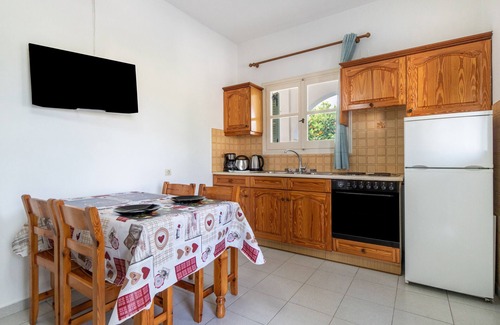 Acharavi Apartment | Apartment 'Olivea Apt 1' with Sea View, Wi-Fi and Air Conditioning