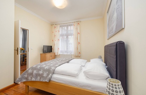 Swinoujscie Apartment | Apartment on Sienkiewicza St. by Renters