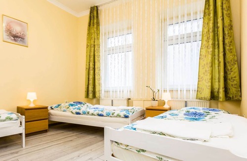 Muelheim Apartment | Apartment on the ground floor (W4) - 3 single beds
