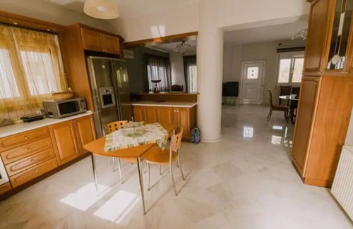 Monopari Apartment | Apartment 'Palailimnos' with sea view, WLAN and air conditioning