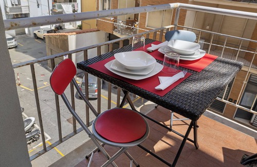 Savona Apartment | Apartment 'Perla Marina Savona' with Sea View, Wi-Fi and Air Conditioning