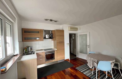 Dramalj Apartment | Apartment Picturesque Retreat