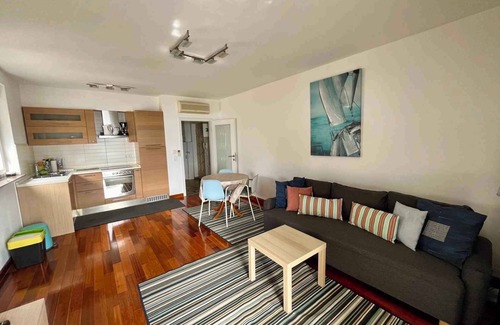 Dramalj Apartment | Apartment Picturesque Retreat