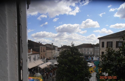 Nerac House | Apartment place de la Mairie