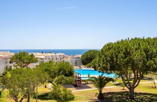 Alporchinhos Apartment | Apartment Quinta do Torrejão by Interhome