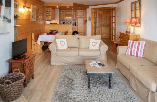 Villars-sur-Ollon Apartment | Apartment Résidence Le Bristol 14 by Interhome