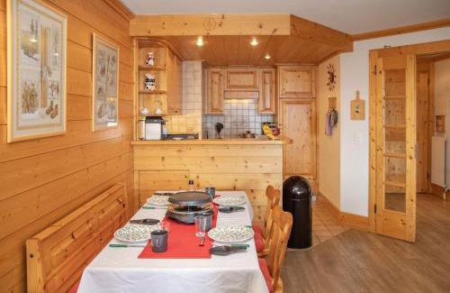 Villars-sur-Ollon Apartment | Apartment Résidence Le Bristol 14 by Interhome