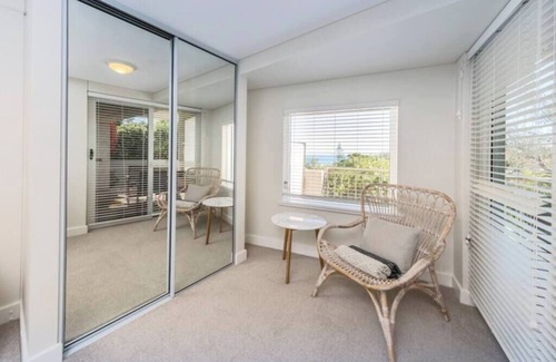 Scarborough Apartment | Apartment R113 - a secluded beachside retreat!