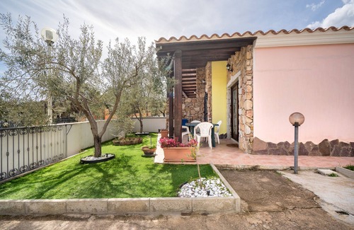 Siniscola Apartment | Apartment 'Rebecca' with Private Terrace and Private Garden