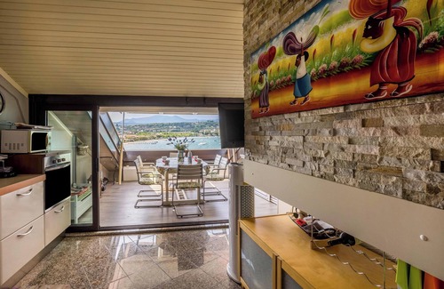 Pieve Vecchia Apartment | Apartment 'Residence Gigi Complex' with Lake View, Terrace & Wi-Fi
