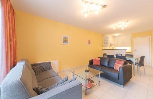 Bredene Apartment | Apartment Residentie Duinenbries by Interhome
