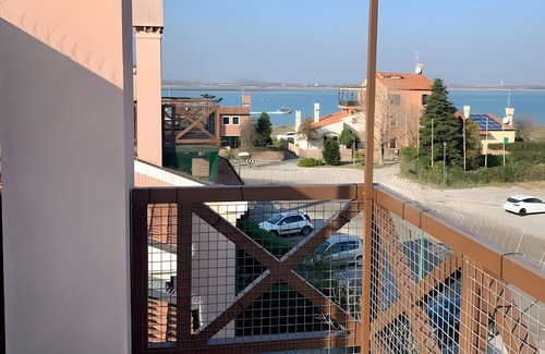 Punta Sabbioni Apartment | Apartment 'Rosamarina 227' with Private Terrace, Wi-Fi and Air Conditioning