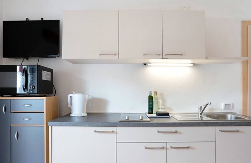 Anterivo Apartment | Apartment 'Roessl 102' with Mountain View, Shared Garden, Wellness Centre and Wi-Fi