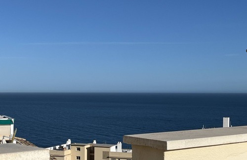 Torreblanca Apartment | Apartment 'Rooftop Oasis' with Sea View, Wi-Fi and Air Conditioning