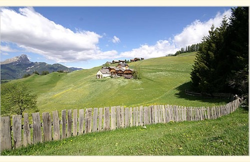 La Valle Apartment | Apartment 'Rungghof 1' with Mountain View, Shared Terrace and Wi-Fi