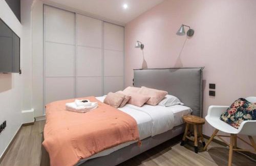 Notre-Dame-des-Champs Apartment | Apartment Saint Germain des Près by Studio prestige