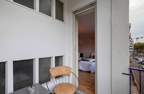 Mannheim Apartment | Apartment 'Salvo' with Balcony and Wi-Fi