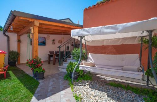 Pobri Apartment | Apartment Sandra by Interhome