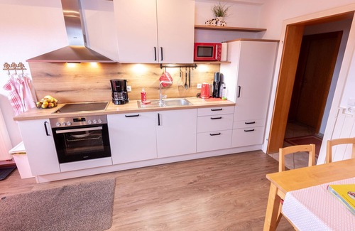 Helden Apartment | Apartment 'Sattelkammer' with Mountain View, Shared Terrace and Wi-Fi
