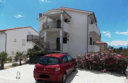 Njivice Apartment | Apartment Sladić