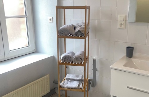 Montbard Apartment | Apartment T3 La Résidence Du Canal de Bourgogne, Montbard 21500
