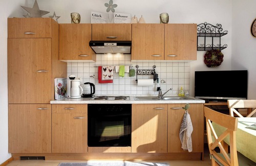 Oberglottertal Apartment | Apartment 'Talblick' with Shared Terrace, Shared Garden and Wi-Fi