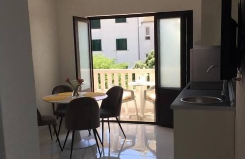 Istok Apartment | Apartment Tattoo - modern & free parking: A4(2+1) - Makarska, Riviera Makarska, Croatia