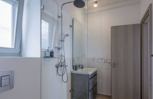 Antiparos Apartment | Apartment 'The Gallery Home - Family' with Sea View, Wi-Fi and Air Conditioning