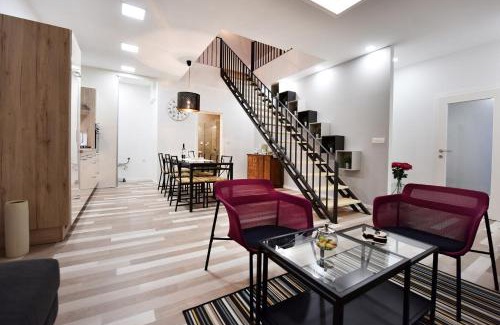 Siska District Apartment | Apartment Tivoli Park