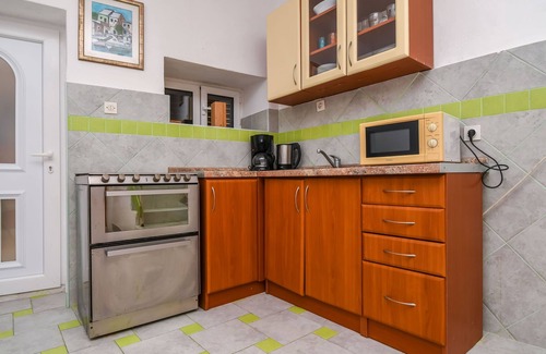 Igrane Apartment | Apartment Tonći (102101-A1) - Igrane