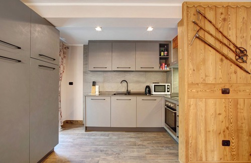 Cogne Apartment | Apartment 'Torre St Orso 4061 - Maison Gerard' with Mountain View, Shared Garden and Wi-Fi
